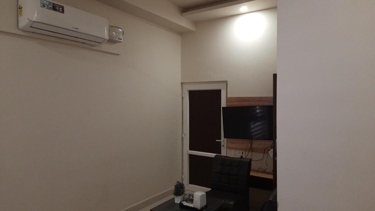 Hotel Ventures Inn Amritsar Habitación foto